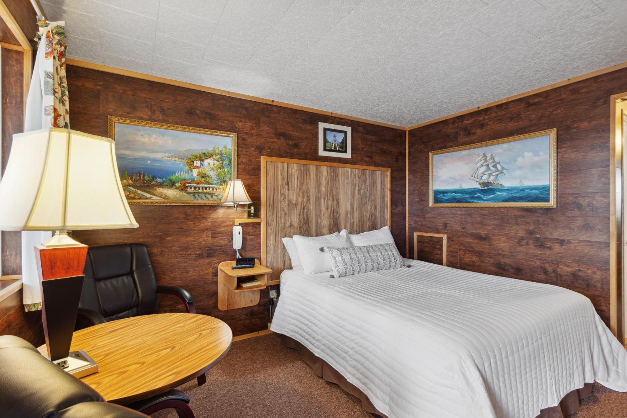 Vindel Motel Mackinaw City Exterior photo